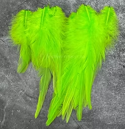 Solid Kelly Green Rooster Craft Feathers 25 Pack